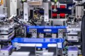 Une giga-factory de plus pour les batteries ouvre en Europe
