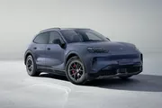 Porsche &eacute;largit sa gamme &eacute;lectrique avec le Cayenne S Electric