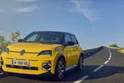 Grâce à sa petite batterie, la Renault 5 baisse ses prix