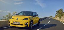 Gr&acirc;ce &agrave; sa petite batterie, la Renault 5 baisse ses prix