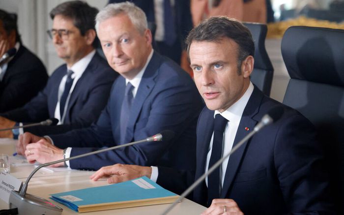 L'objectif en voiture éléctrique du gouvernement pour 2027 0