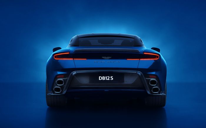 Aston Martin DB12 S 2025