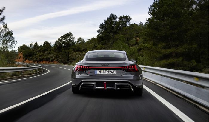 Arrière de la Audi RS e-tron GT