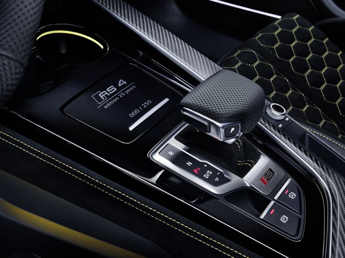 L'emplacement du numéro de l'Audi RS 4 Avant edition 25 years