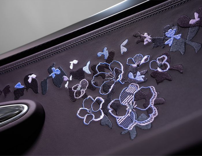 Broderies de la Bugatti W16 Lavender