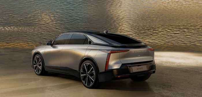 Arrière de la nouvelle DS8