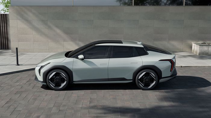KIA EV4 bientôt dévoilé
