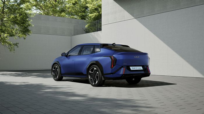 Vu arrière de la nouvelle KIA EV4