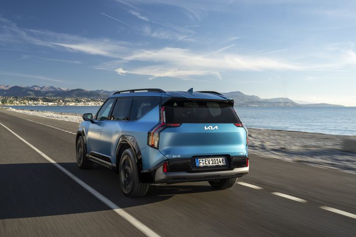 design arri&egrave;re de la Kia EV9