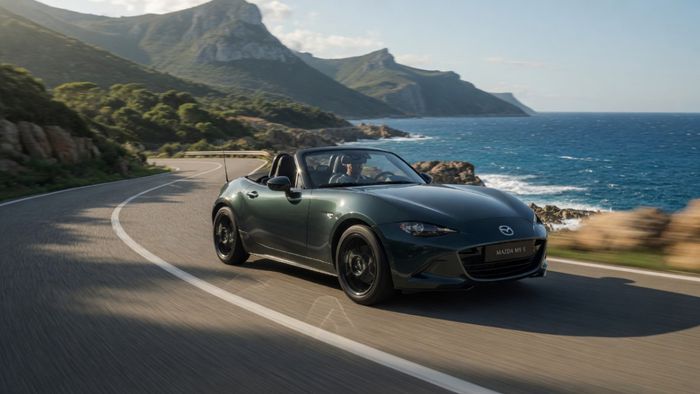 design avant de la Mazda MX5 2027 sur route