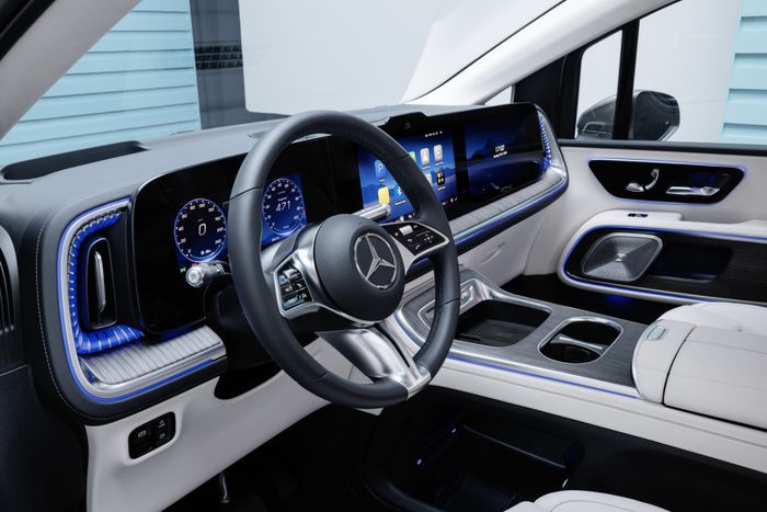 Int&eacute;rieur Mercedes VLE 2026