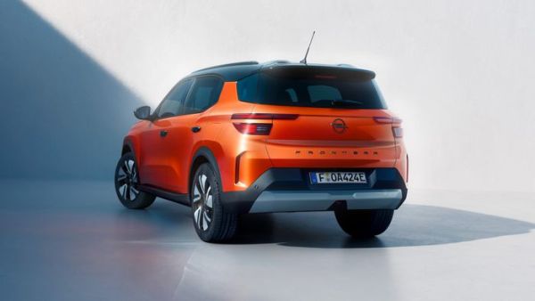 arrière du nouveau Opel Frontera