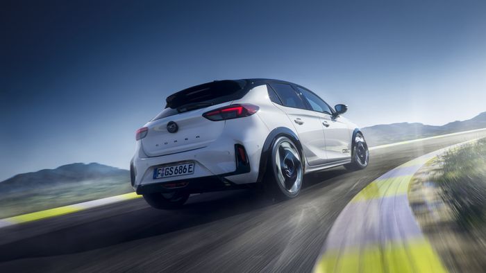 design arri&egrave;re de l'Opel Corsa GSE