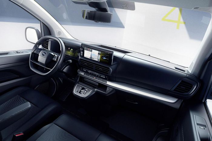 Int&eacute;rieur opel vivaro