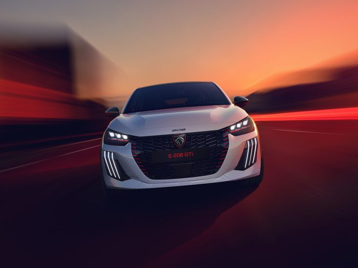 avant de la Peugeot E-208 GTI