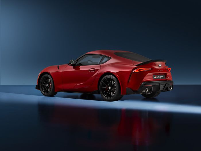 Arri&egrave;re de la toyota supra final edition