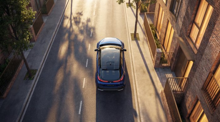 contreplongé sur la Toyota C-HR