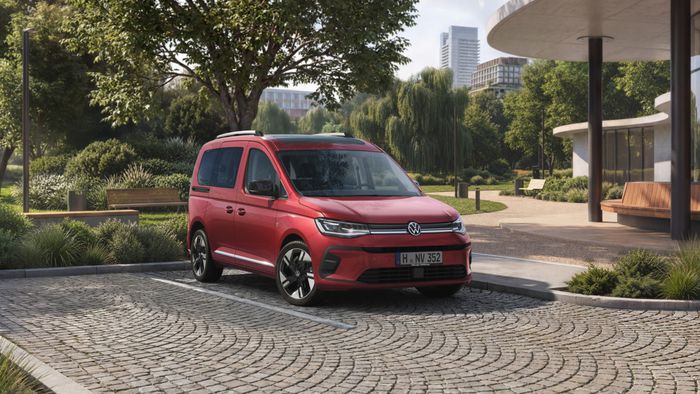 design avant de la Volkswagen Caddy rouge
