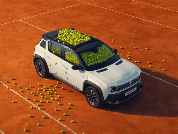 Renault R4 E-TECH Edition Roland Garros