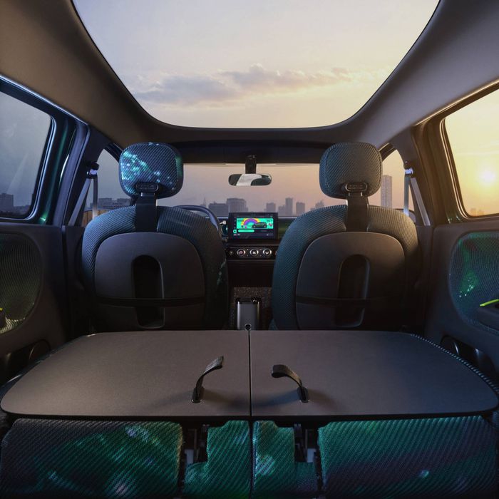 Intérieur de la nouvelle renault e-tech 2026