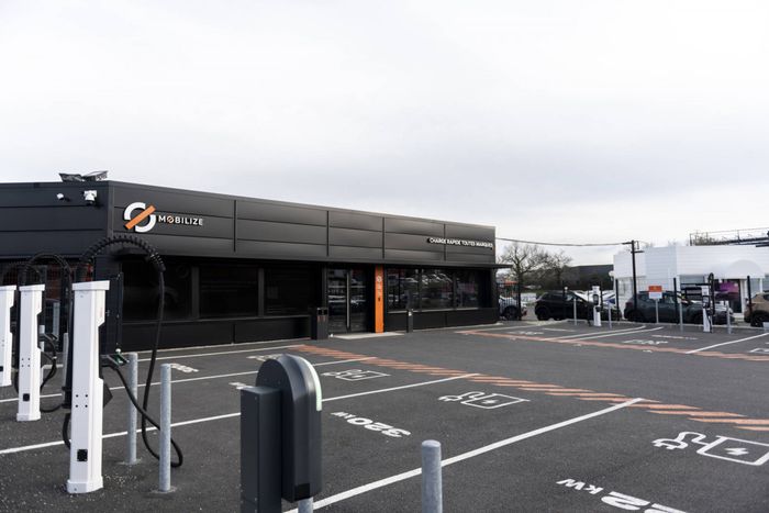 Station recharge mobilize