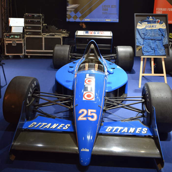 Ligier JS31 (1988)
