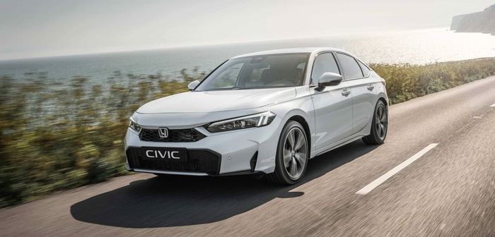 Honda restyle sa Civic pour relancer son modèle star