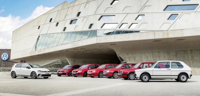 Cette compacte sportive légendaire fête ses 50 ans cette année !
