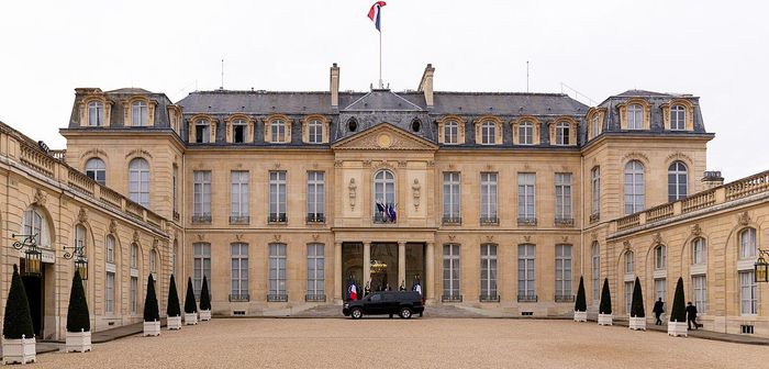 L'objectif en voiture éléctrique du gouvernement pour 2027