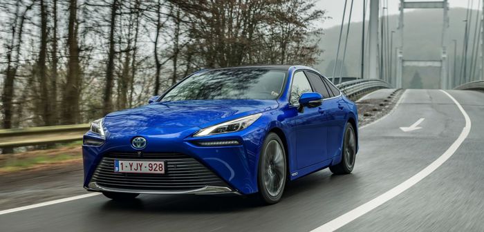 Toyota Mirai 2024 : la berline hydrogène pour un futur durable