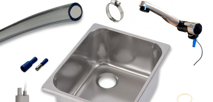Installation et test du pack mise en eau dans notre van aménagé