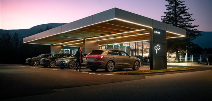 Audi d&eacute;ploie son premier Charging Hub en France