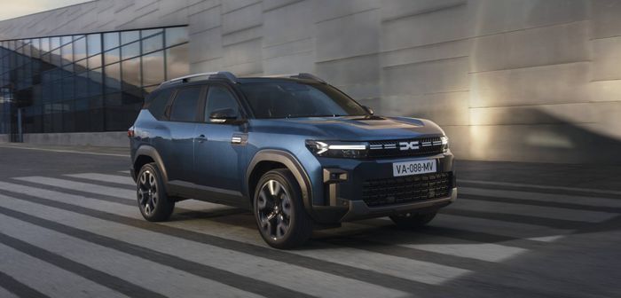 Dacia r&eacute;v&egrave;le le Bigster, un grand SUV de pr&egrave;s de 4,6 m&egrave;tres
